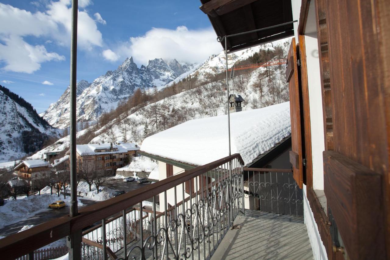 Hotel Funivia Courmayeur Exteriör bild