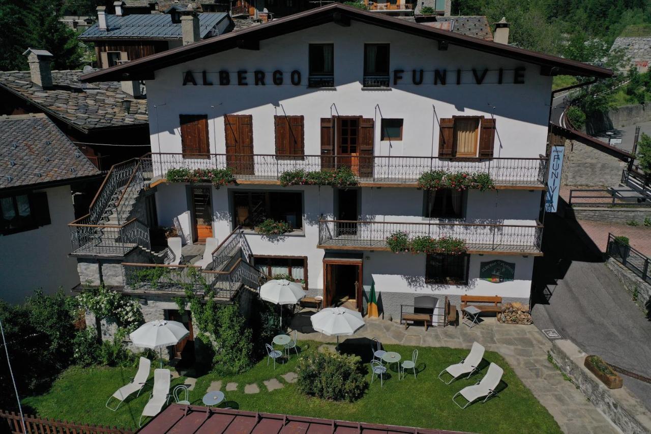 Hotel Funivia Courmayeur Exteriör bild