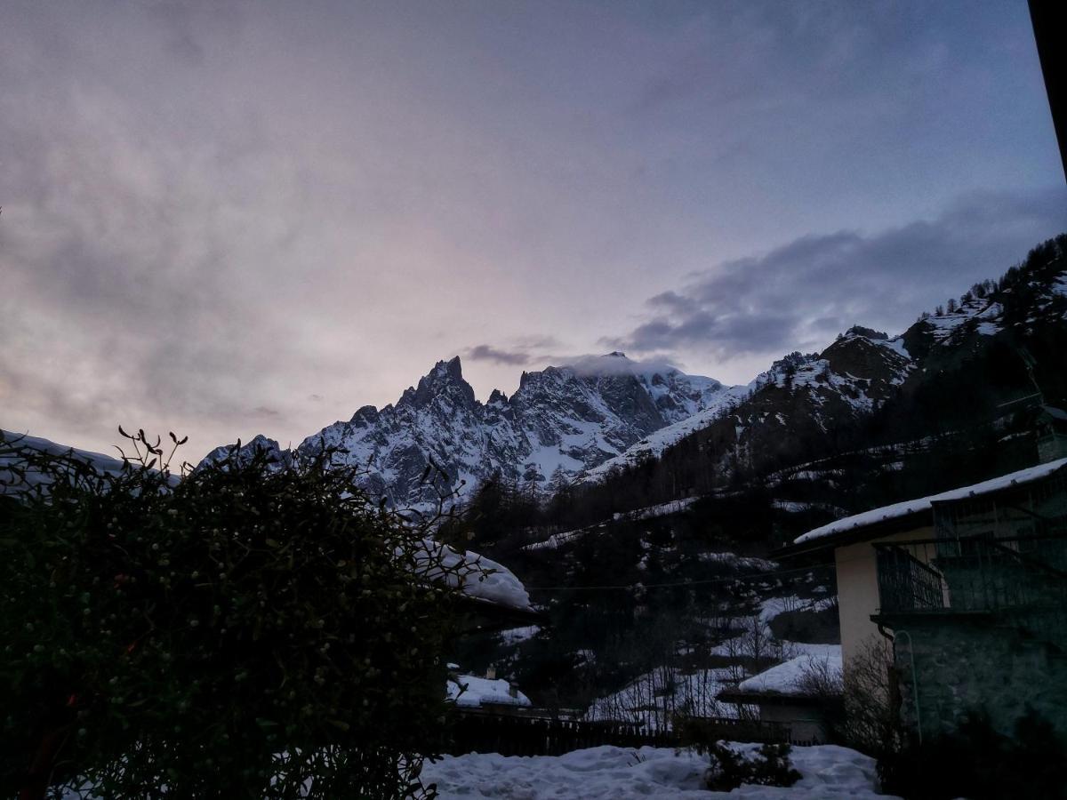 Hotel Funivia Courmayeur Exteriör bild